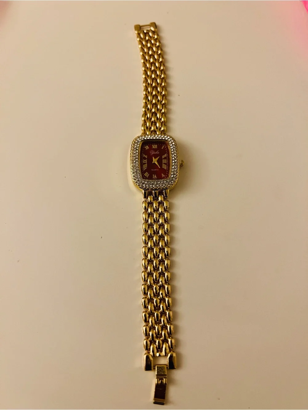 N/A chic gold